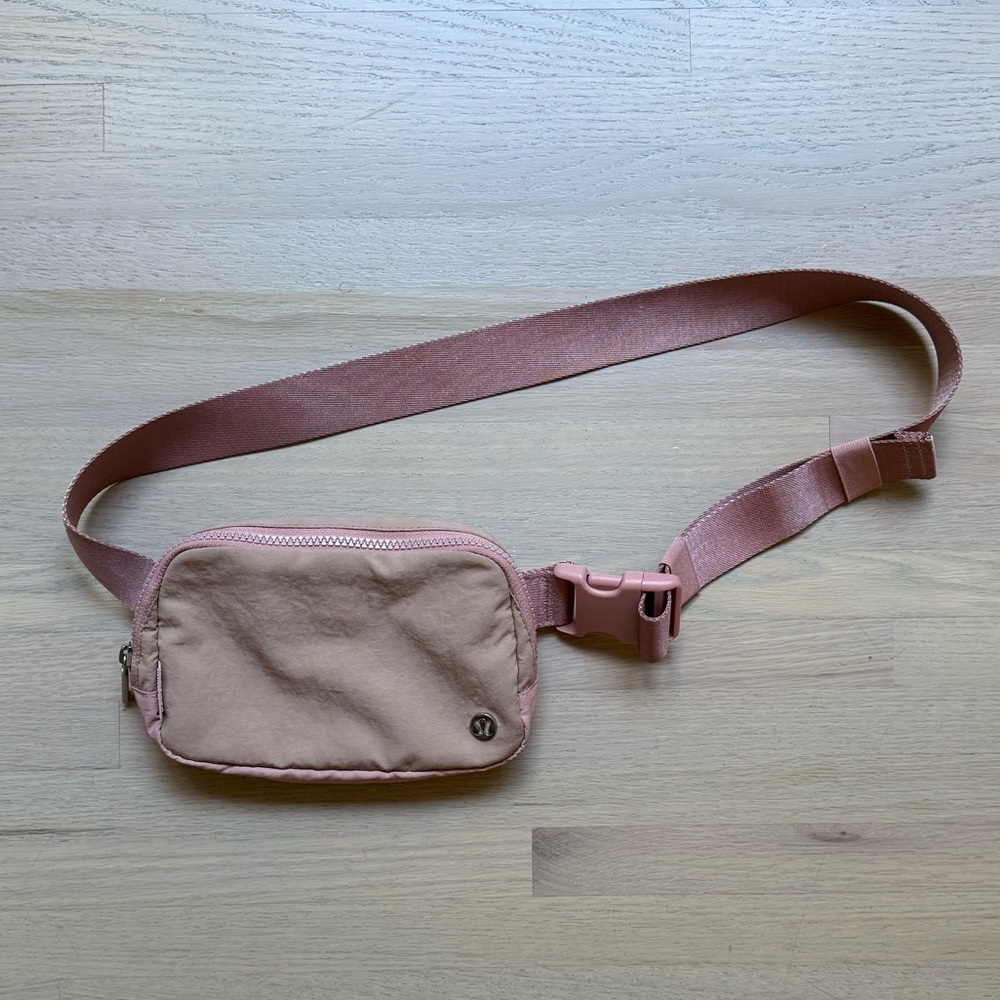Lululemon Belt Bag